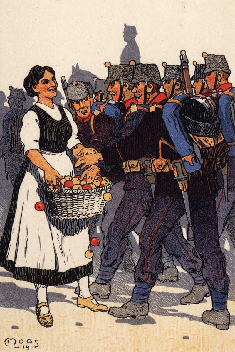 Soldaten (Infanterie mit Ordonnanz 1898, orange Pompons) nehmen Äpfel aus dem Korb einer Zivilistin. Tornister mit Vollpackung.