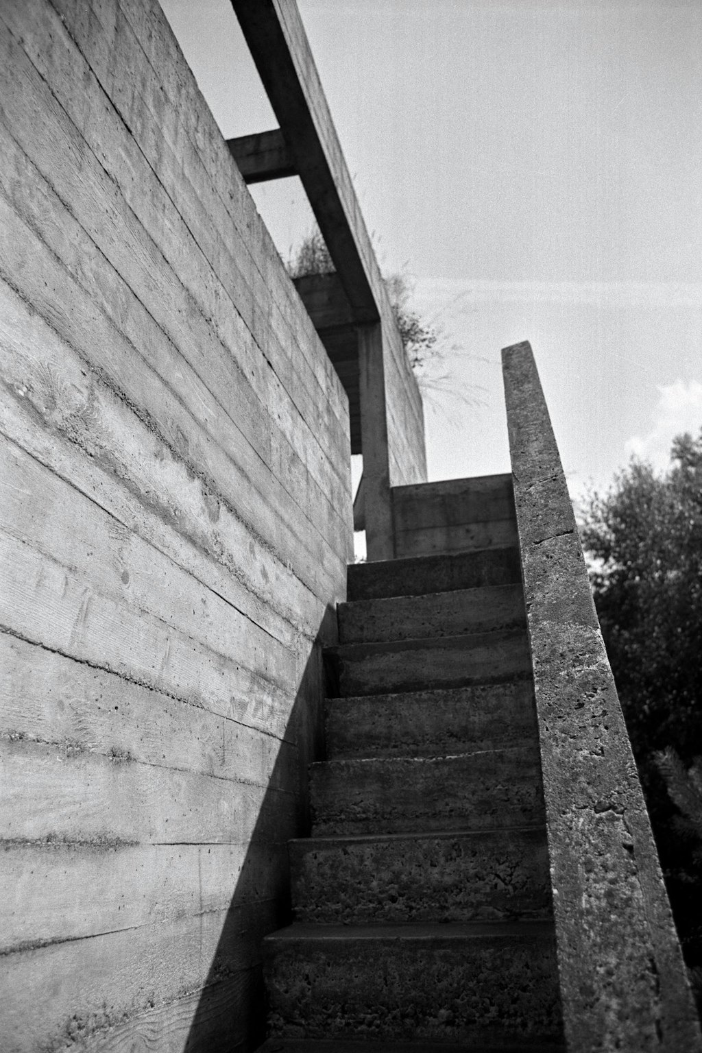 Bild einer Aussentreppe aus Beton in «Flamatt 1»